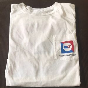 Men’s vineyard vines t-shirt M